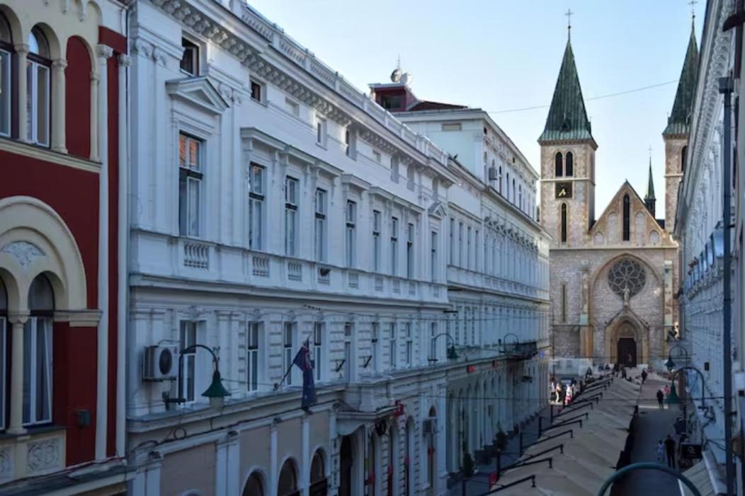 Apartamento 2Bdr Apt With Cathedral View - Excellent Location Sarajevo Exterior foto